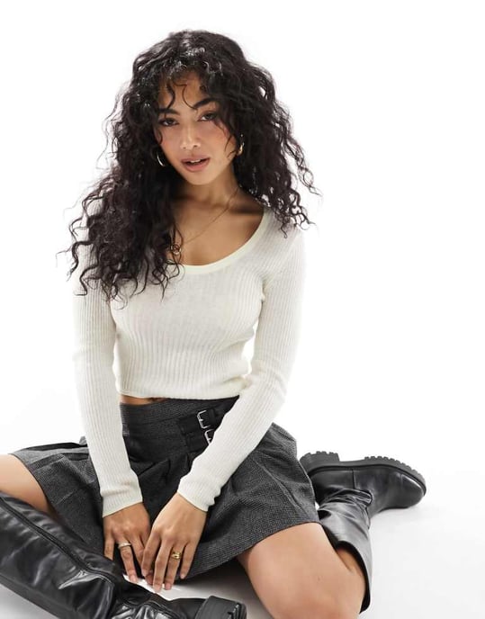 ASOS DESIGN stickad topp med rundad hals i stenfarbe - Image 1