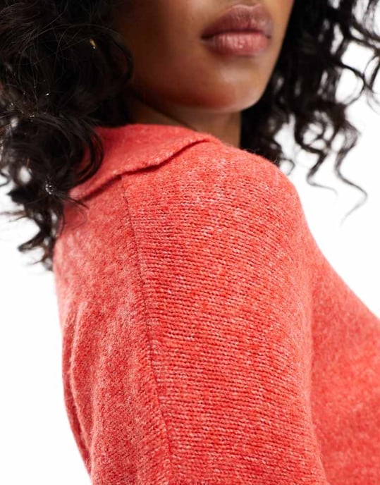JDY V-ringad polo jumper i röd - Image 3