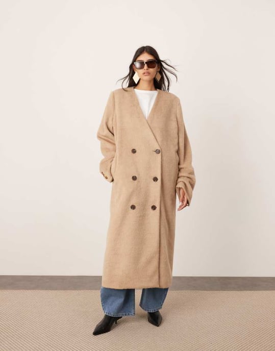 ASOS EDITION ullmix oversized dubbelknäppt kappa i havremjölk - Image 1
