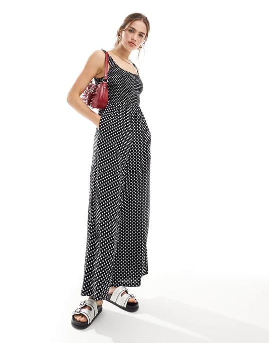 ASOS DESIGN scoop neck löst sittande jumpsuit i monokrom pricktryck - Image 1