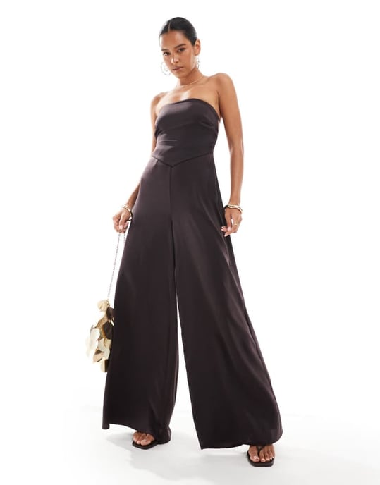 ASOS DESIGN bandeau jumpsuit med scarfdetalj och öppen rygg samt spänne i chokladbrun - Image 2