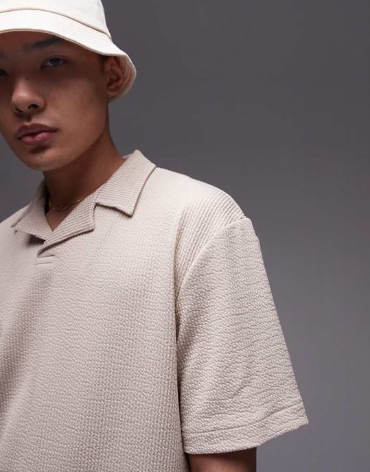 Topman avslappnad passform revere polo med krinklad plissétextur i sten - GRÄDDVit - Image 2