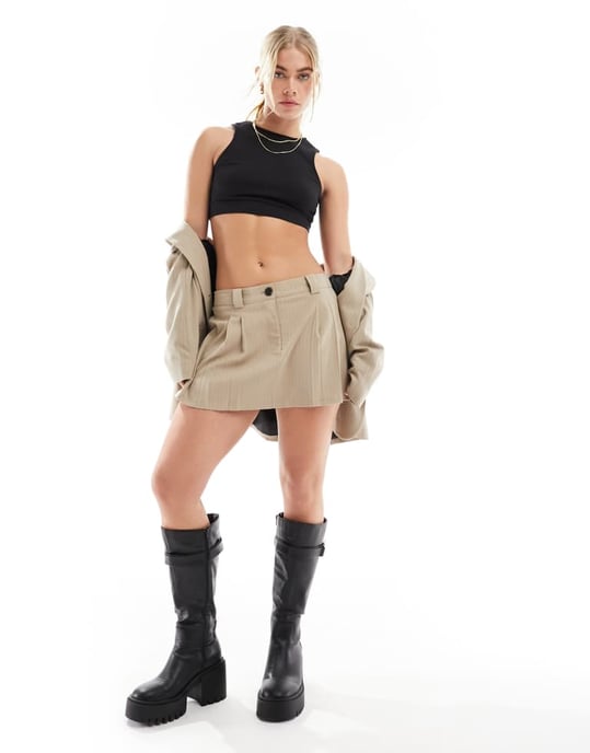 ASOS DESIGN veckad miniskjorta i taupe randig - Image 3