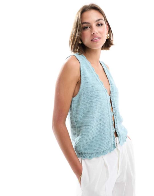 ASOS DESIGN stickad väst med sömdetaljer i blått - Image 3