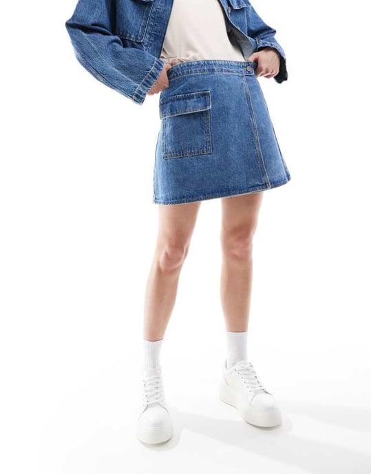 ASOS DESIGN mini kjol i mittblå - Image 2