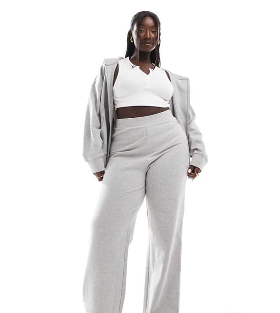 ASOS DESIGN Curve supersoft co-ord vidbenad jogger i gråmelerad - GRÅ - Image 1