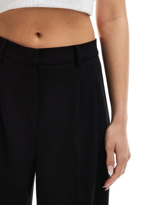 Vero Moda plisserade framsida jersey crepe byxor i svart - Image 3