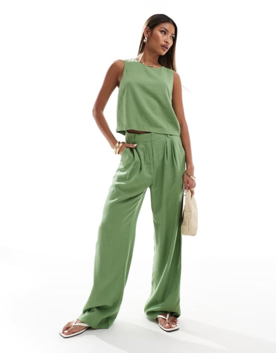 Abercrombie & Fitch Sloane koord linneblandning vida byxor i grön - Image 1