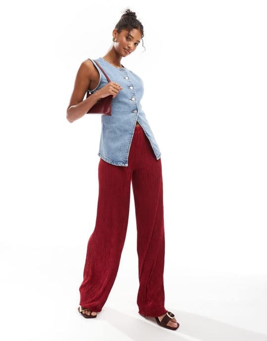 ASOS DESIGN plisserade vida byxor med resår i rött - Image 1