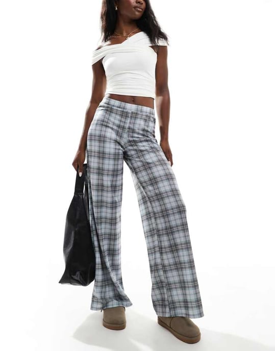 ASOS DESIGN strukturerade vida byxor med resår i blå rutigt - Image 1