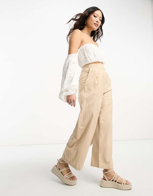 Vila Petite linne-touch knappbyxa med vida ben i beige - Image 4