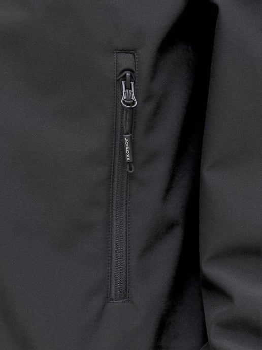 Chaqueta Softshell de verano Theo en negro de Jack & Jones - Image 5