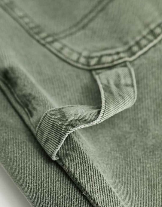 Cotton On snickarjeans i rökig grön - Image 2