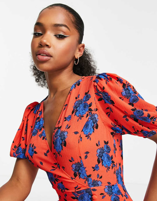 ASOS DESIGN bubbelflanell V-ringad jumpsuit med puffärmar i blommönster - Image 3
