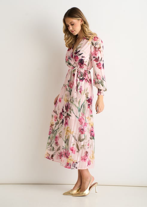 Vestido midi cruzado de gasa brillante con estampado floral rosa - Image 3