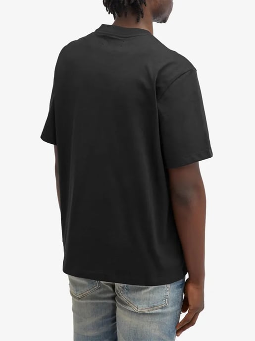Camiseta Amiri Negra con Logotipo Escalonado en Negro - Image 4