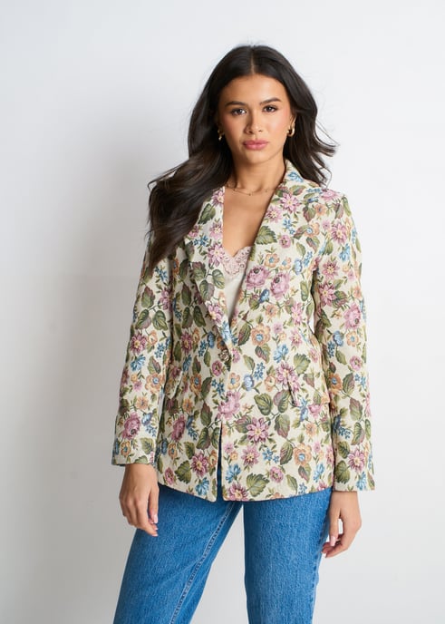 Chaqueta entallada de jacquard floral beige - Image 2