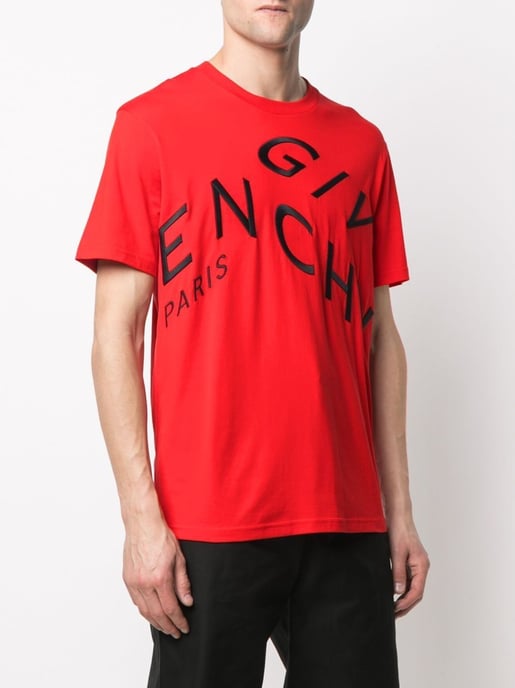 Camiseta roja extragrande con logo bordado refractado de Givenchy - Image 3