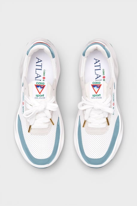 Zapatilla de Mujer Casablanca Atlantis - Blanca con Acabados en Azul Claro - Image 3