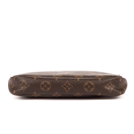 Louis Vuitton Accesssory Pouch en Brown Latón Dorado - Image 6
