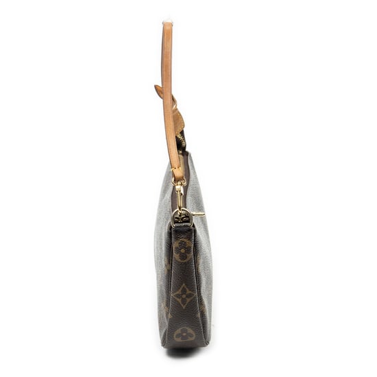 Louis Vuitton Pochette Accessoires en Brown Latón Dorado - Image 4