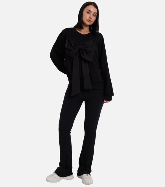 Jersey oversize con lazo negro en la parte delantera - Image 3