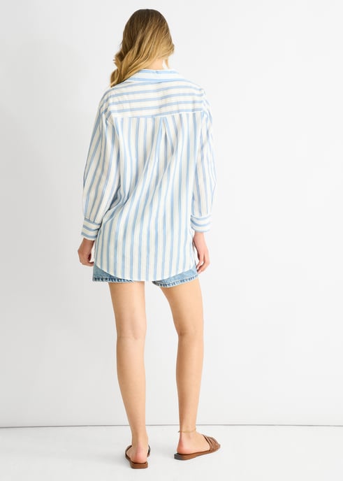 Camisa oversize de algodón con rayas azules - Image 4
