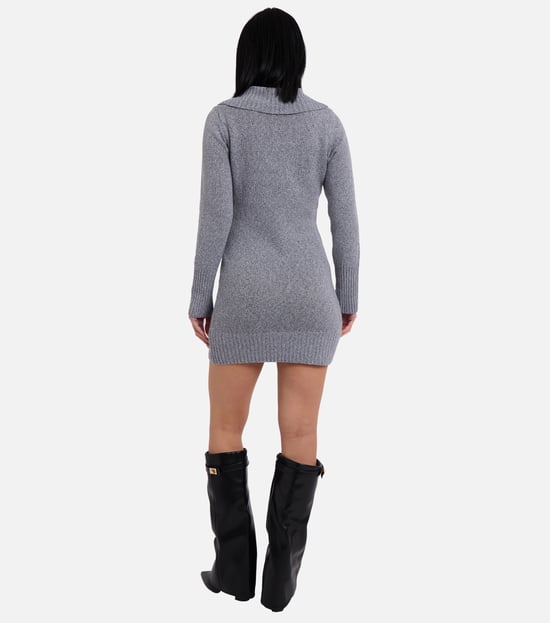 Vestido mini de punto gris con detalle de botones - Image 4