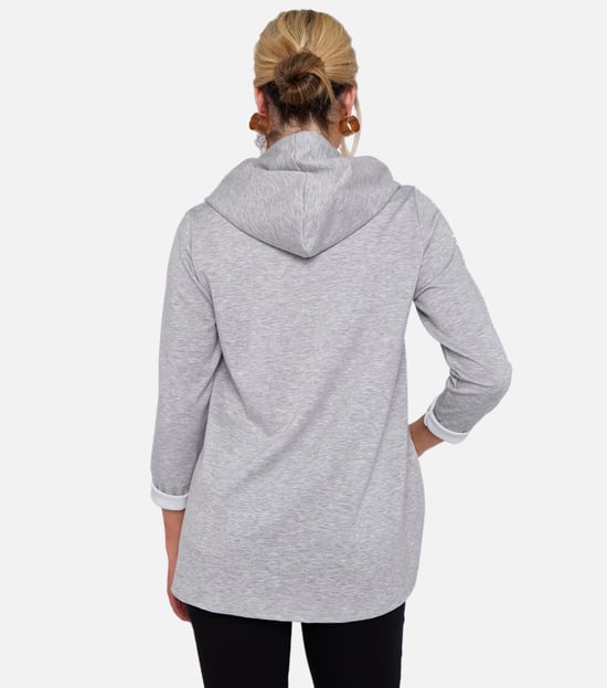 Top largo oversize con capucha y estampado Grey Heart - Image 4