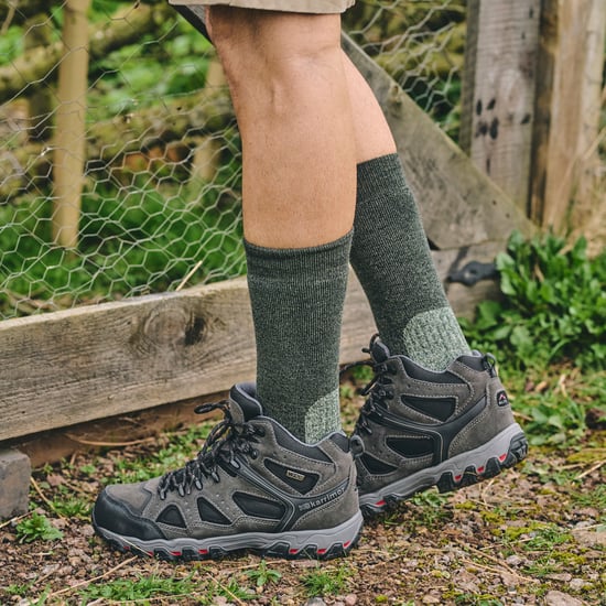 Calcetines de senderismo para hombre de lana, completamente acolchados, de peso pesado con soporte para el arco. - Image 4