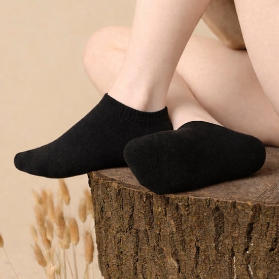 Paquete de 6 calcetas deportivas lisas para hombres - Calcetines de tobillo cómodos para el día a día - Image 5