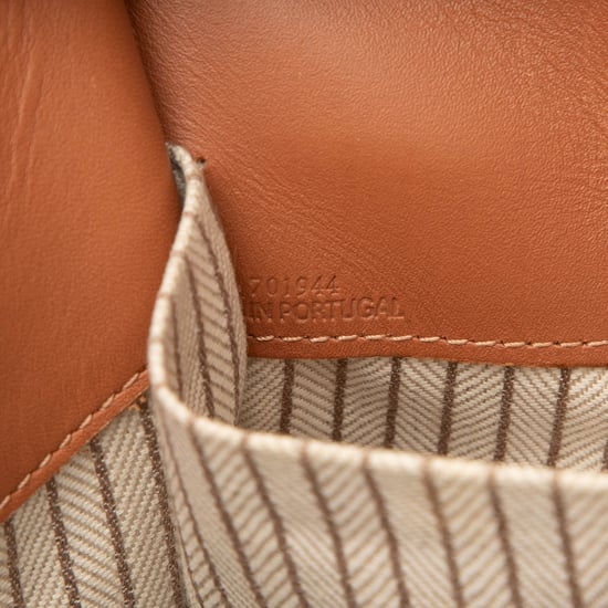 Bolso de lona pequeño reutilizado con cojín - Image 6