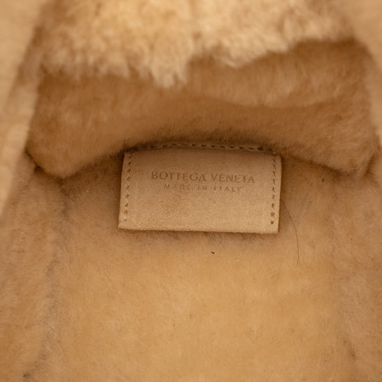 Bolso Tote Arco Maxi Intrecciato de Ante y Shearling Pequeño de Segunda Mano - Image 4