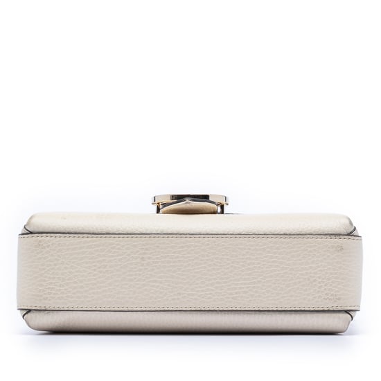 Cartera cruzada de piel de ternera de pequeño dólar de segunda mano con logo intrecciato G - Image 3
