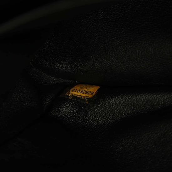 Bolso Jumbo Clásico Chevron de Patente de Segunda Mano con Doble Solapa - Image 6