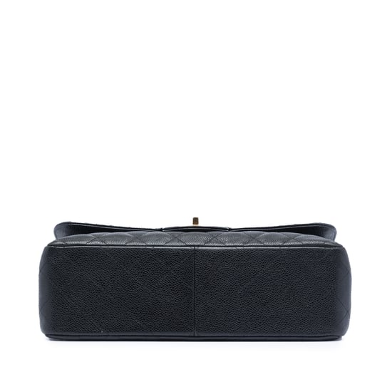 Bolso Jumbo Clásico de Caviar Doble Solapa de Segunda Mano - Image 3