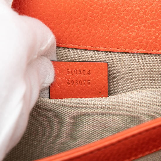 Cartera cruzada de piel de ternera de pequeño dólar de segunda mano con logo intrecciato G - Image 6
