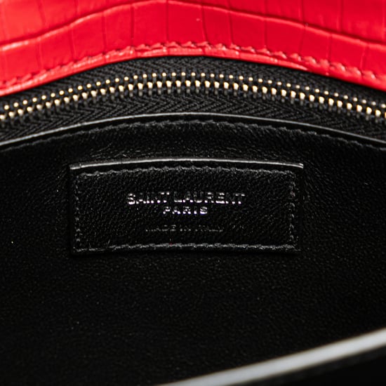 Cartera con cadena Kate con relieve - Image 5