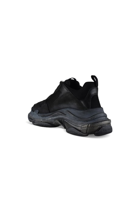 Balenciaga Sneakers Triple S Negro - Image 3