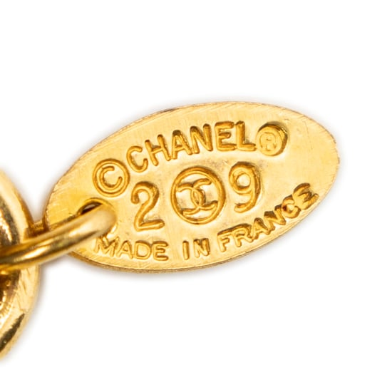 Chanel CC Quilted Round Pendant ChainNecklace  en Oro Acero inoxidable sin níquel - Image 3