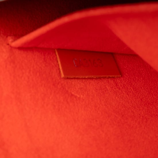Epi Neverfull Pouch de segunda mano - Image 6