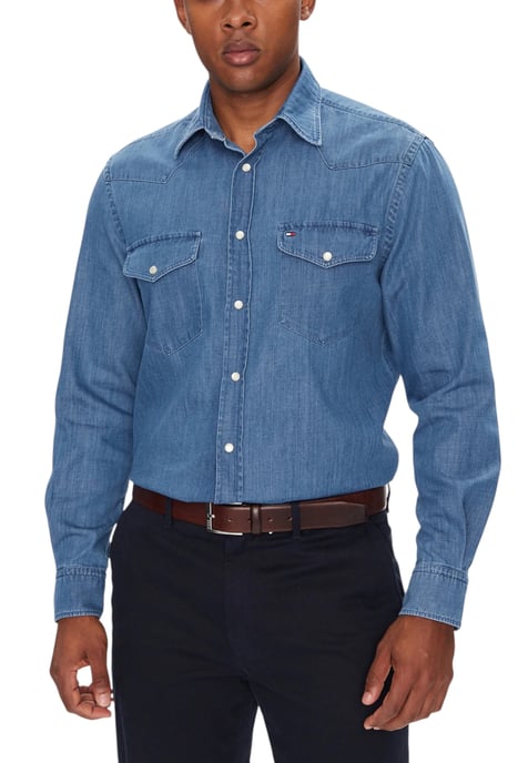 Camisa de manga larga con botones y bolsillos frontales - Image 1