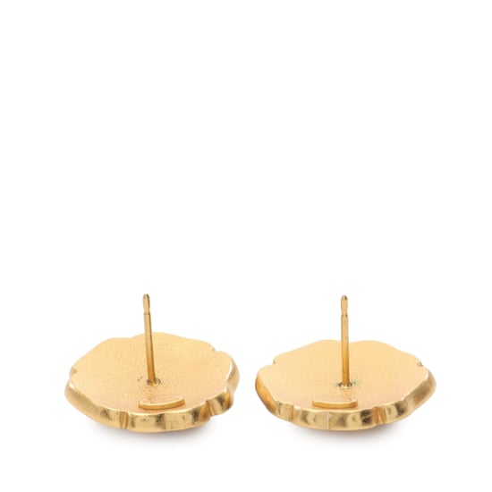 Pendientes de botón con camelia de esmalte CC de segunda mano - Image 2