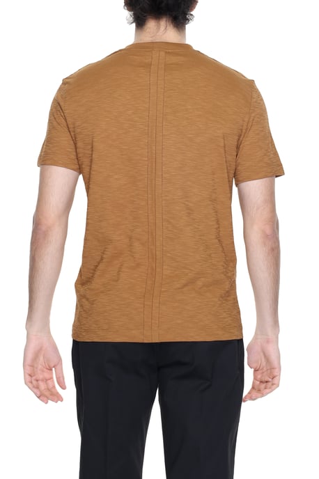 Camiseta de cuello redondo estilo texturizado - Image 2