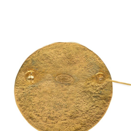 Broche redondo de oro laminado Cc de segunda mano - Image 3