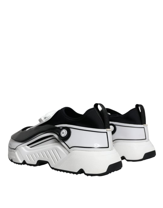 Zapatillas Daymaster Dolce & Gabbana con Placa de Logo en Blanco y Negro - Image 4