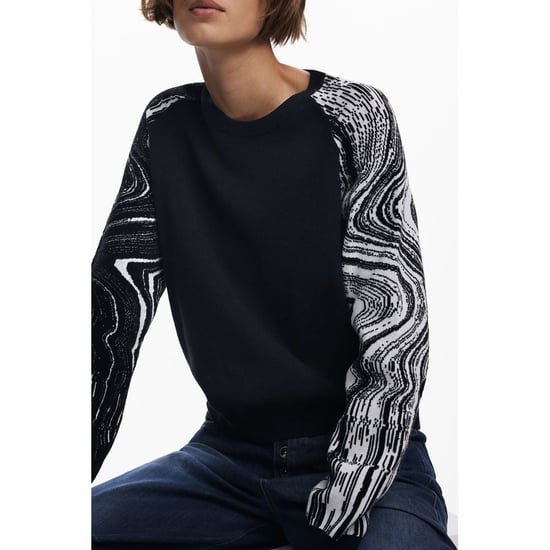 Suéter de mujer de poliéster negro Desigual - Image 3