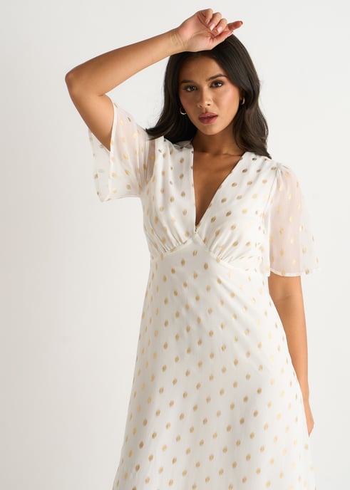 Vestido midi skater blanco con cuello en V y lámina metalizada - Image 2