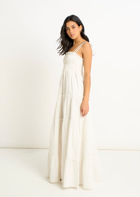 Vestido largo acampanado con tirantes fruncidos de algodón blanco - Image 3