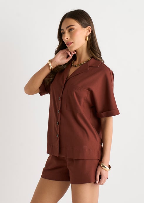 Camisa oversize con botones de mezcla de lino y chocolate - Image 3